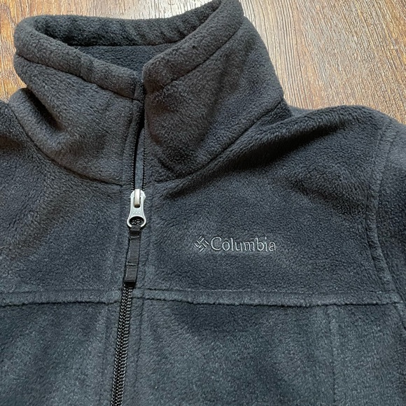 Columbia Fleece Jacket - Picture 2 of 3
